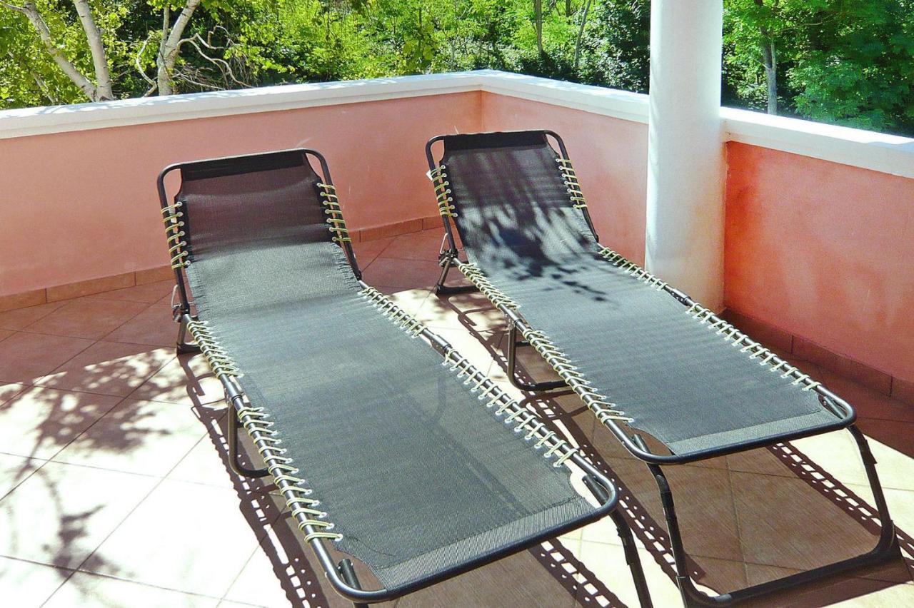 Apartments Ljilja In Privlaka, Near Sandy Beach Privlaka  Bagian luar foto