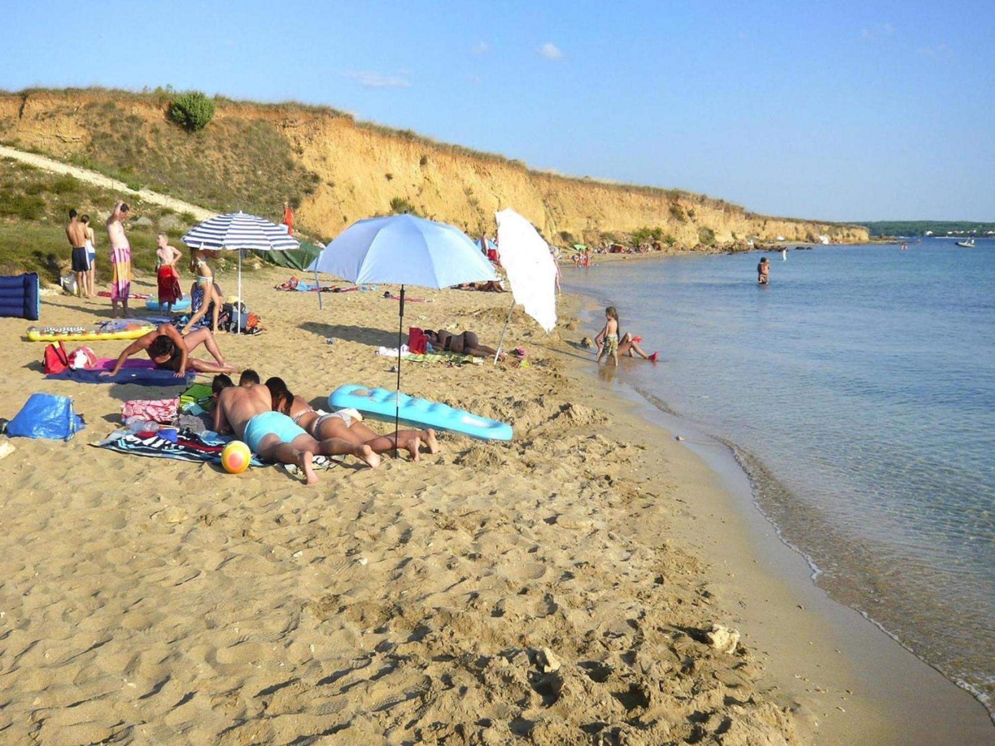 Apartments Ljilja In Privlaka, Near Sandy Beach Privlaka  Bagian luar foto